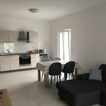 Apartment Urem Biograd Na Moru Zewnętrze zdjęcie