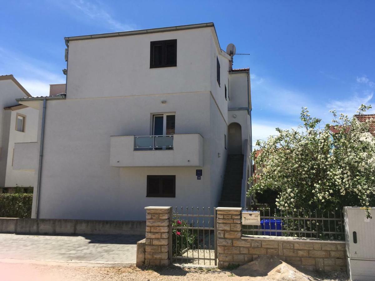 Apartment Urem Biograd Na Moru Zewnętrze zdjęcie