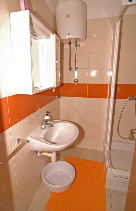 Apartment Urem Biograd Na Moru Zewnętrze zdjęcie