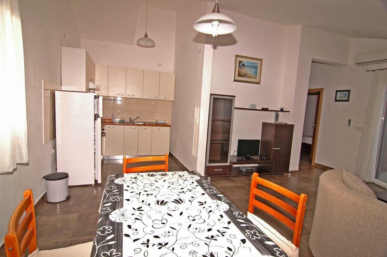 Apartment Urem Biograd Na Moru Zewnętrze zdjęcie